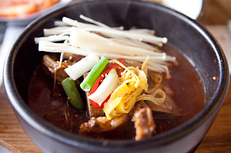 푸줏간육회 이미지