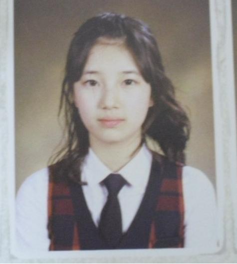 이렇게 네명이 한 학교다니면 누가 제일 인기 많을까요? | 인스티즈