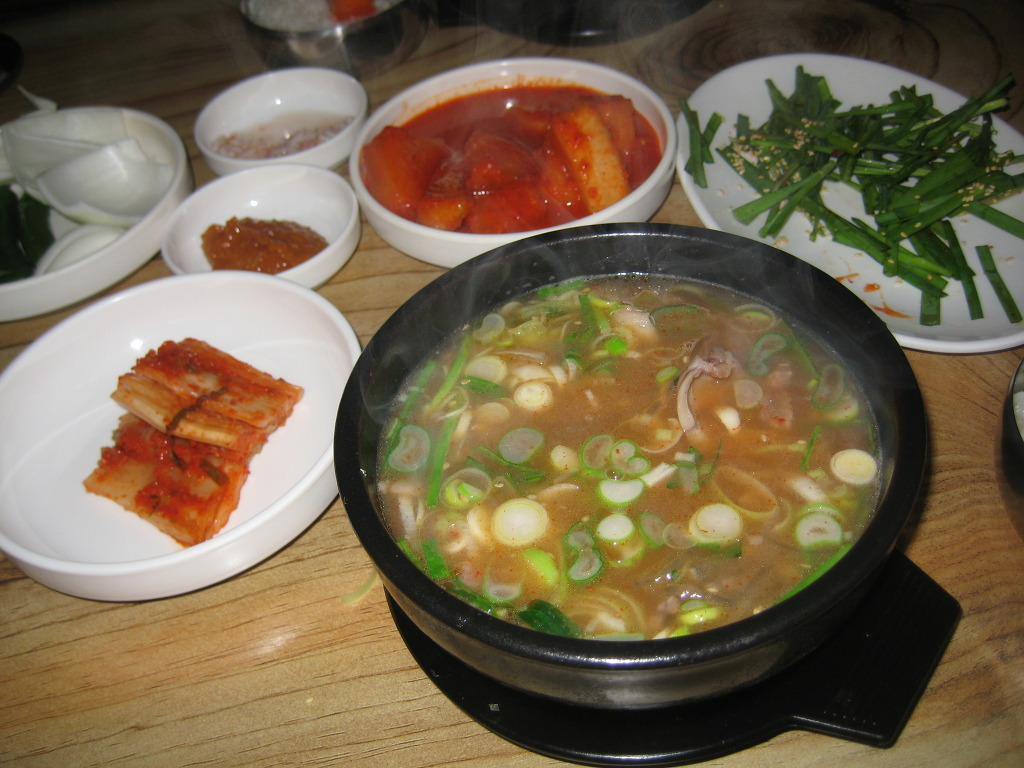 장터가마솥국밥 이미지