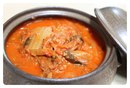 울엄마 김치찌개 이미지