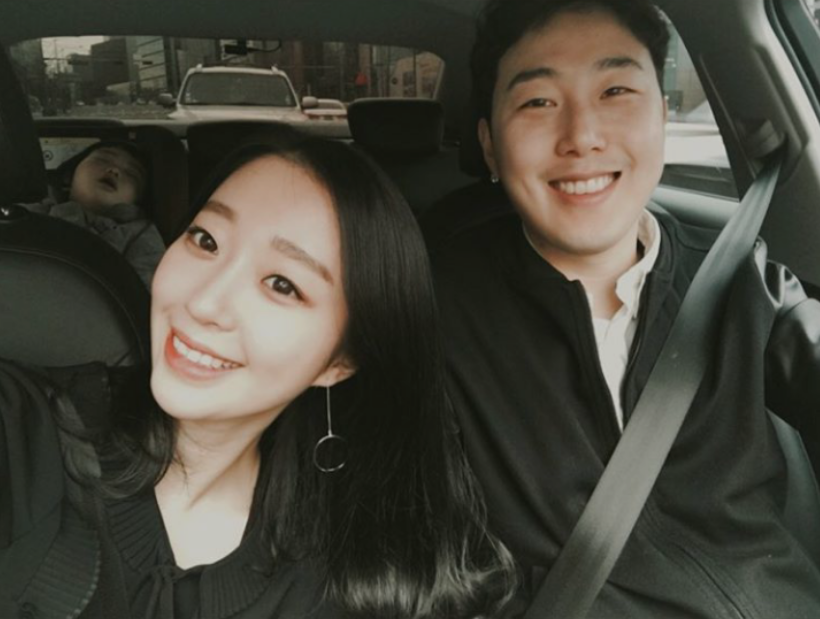 요즘 핫한 벚꽃엔딩 장범준의 미모의 아내..... | 인스티즈