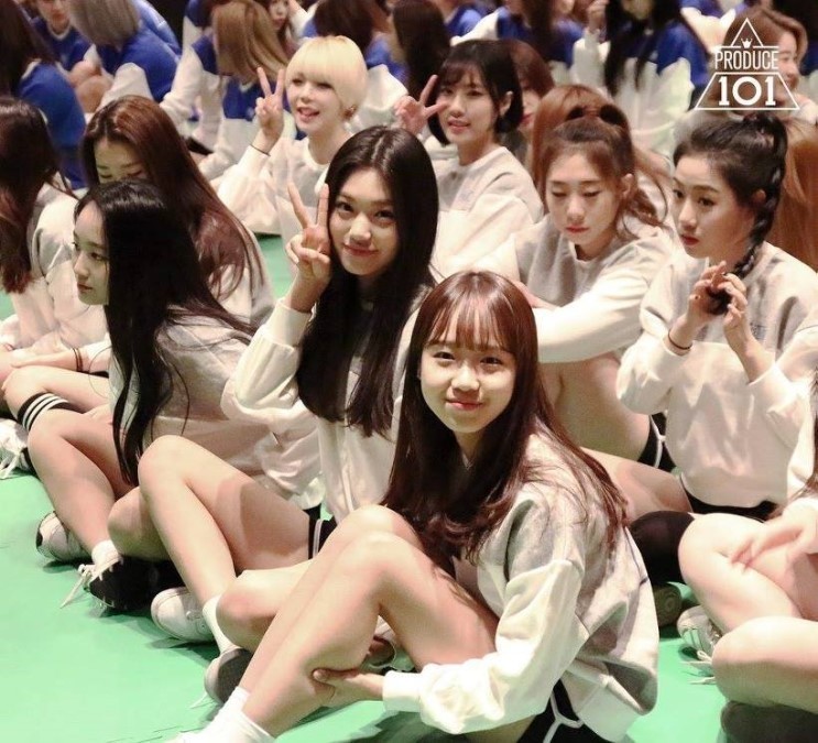 전형적인 고딩 처럼 생기신 걸그룹 멤버 | 인스티즈