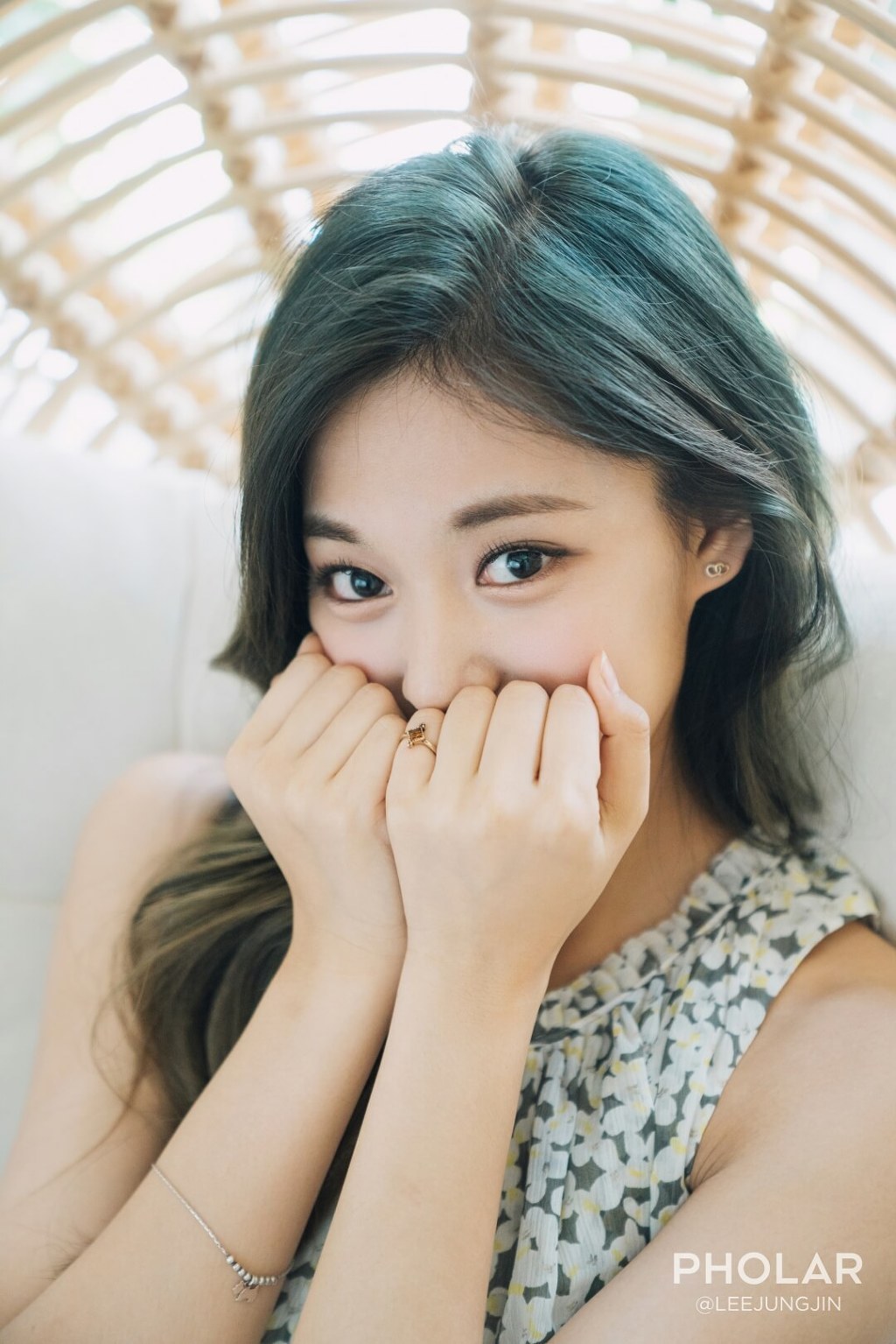 배우 이정진이 찍은 트와이스 쯔위 마지막 날 | 인스티즈