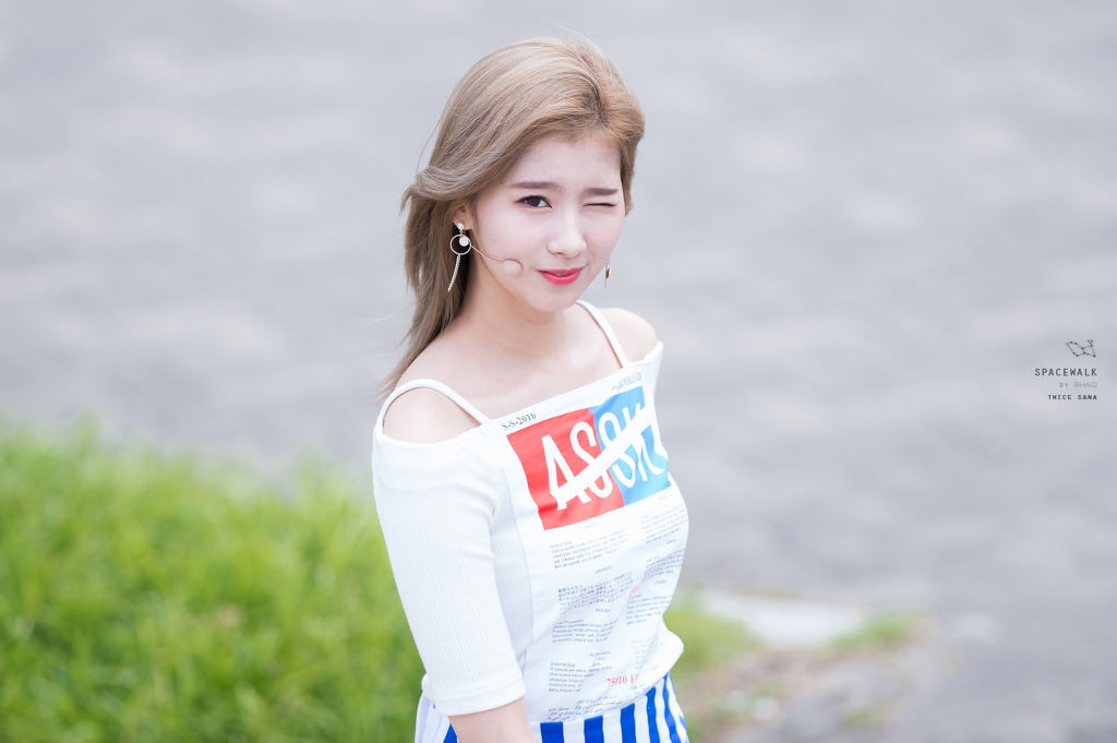 트와이스에서 시바견을 맡고있는 멤버.gif | 인스티즈