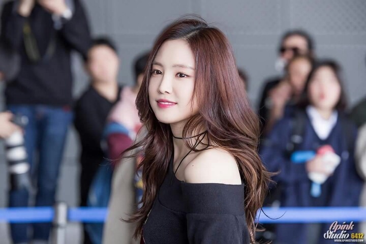 손나은의 어깨라인.jpgif | 인스티즈