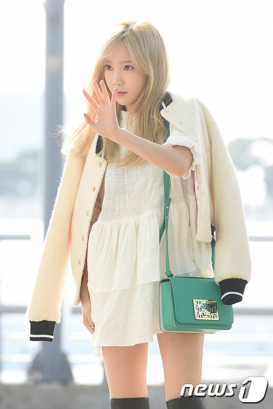 오늘자 태연 공항패션 .jpg | 인스티즈