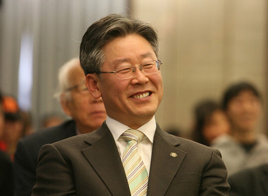 팩트폭력배 이재명의 엄청난 스펙 중 하나 | 인스티즈