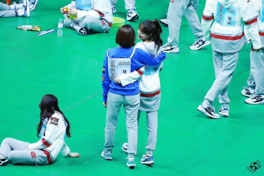 트와이스와 친한 아청돌 멤버.jpg | 인스티즈