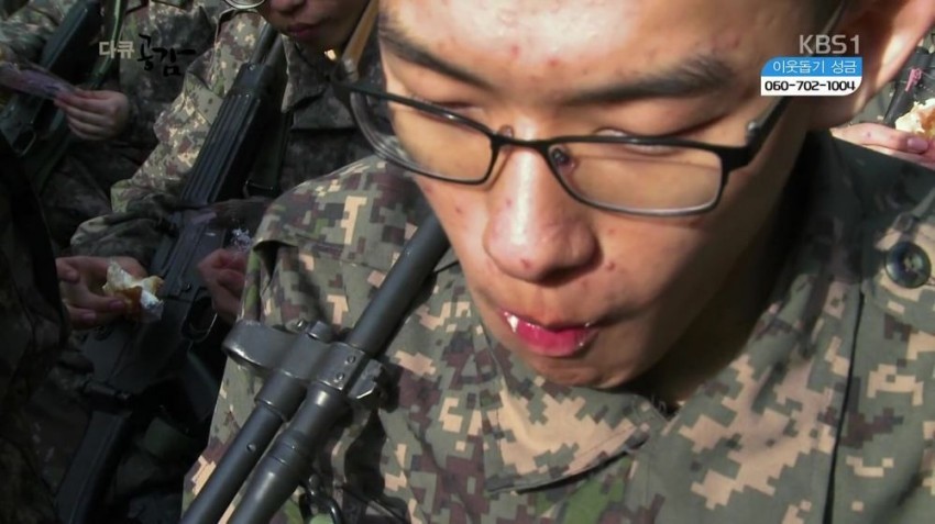 사관학교.. 군계일학 외국인.......JPG | 인스티즈