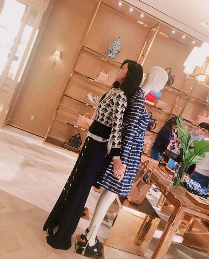 오늘자 설리 인스타 폭풍 업뎃 | 인스티즈