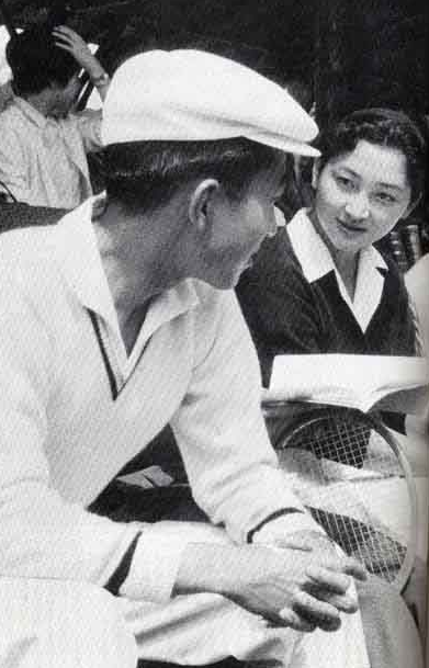 시월드의 위엄을 보여주는 일본 미치코왕후 | 인스티즈