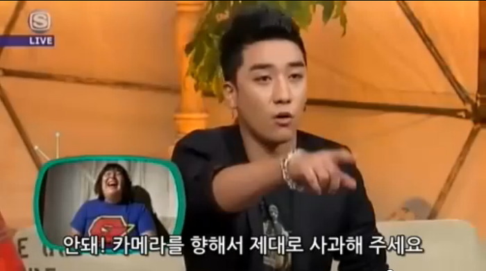 진짜 사람 무안하고 할말없게 만드는 행동하는 아이돌 .jpg | 인스티즈