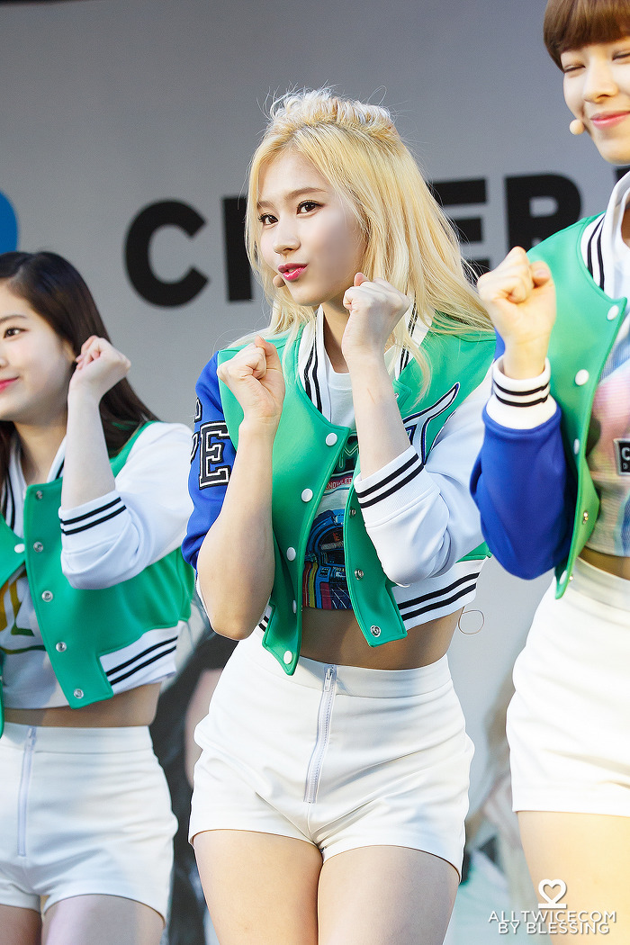 게릴라 콘서트 트와이스.JPG | 인스티즈