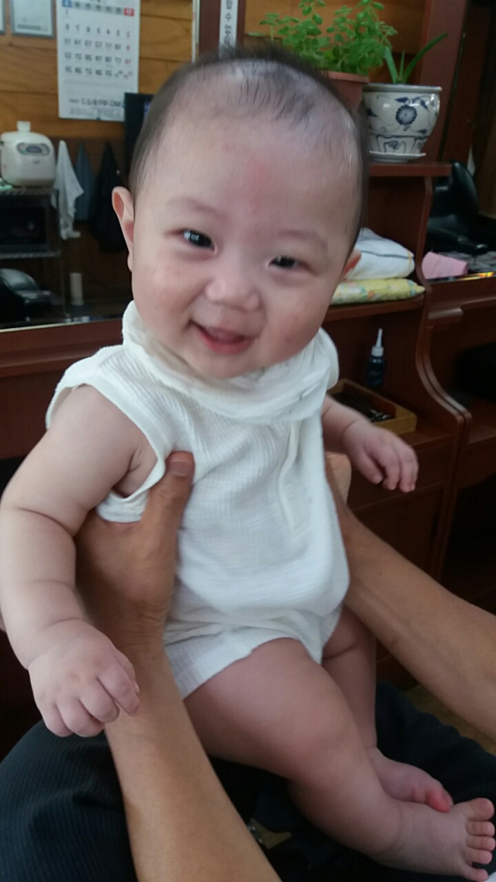 현대이발관 이미지