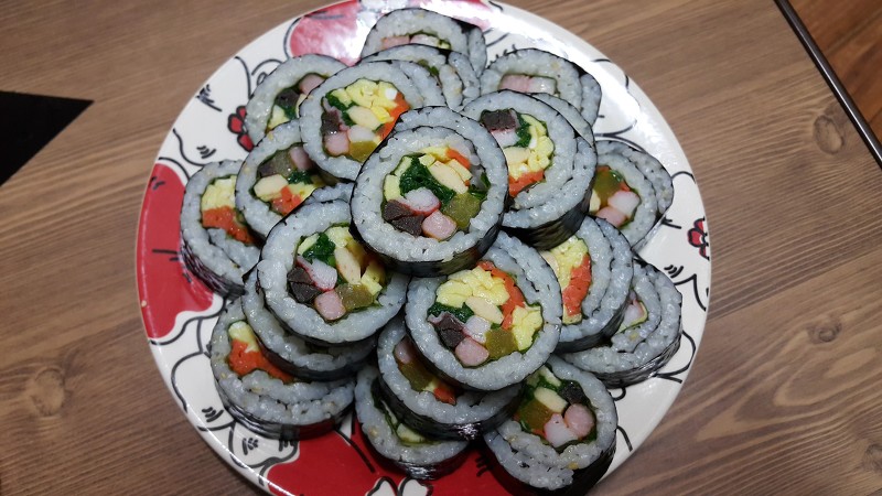 [김밥] 집에서 만든 스타일의 김밥들 | 인스티즈