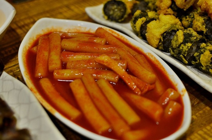 떡볶이 밀떡 vs 쌀떡.jpg | 인스티즈