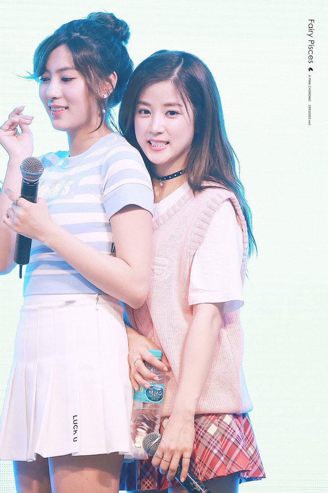 [에이핑크] 6월의 마지막 업로드는 누구로 할까 고민하다가 박초롱 | 인스티즈