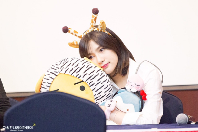 [에이핑크] 잠에서 깨어나는 건 어려운 일이라서 하영이 | 인스티즈
