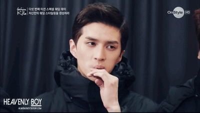  아이돌들의 특이한 손버릇.jpg | 인스티즈