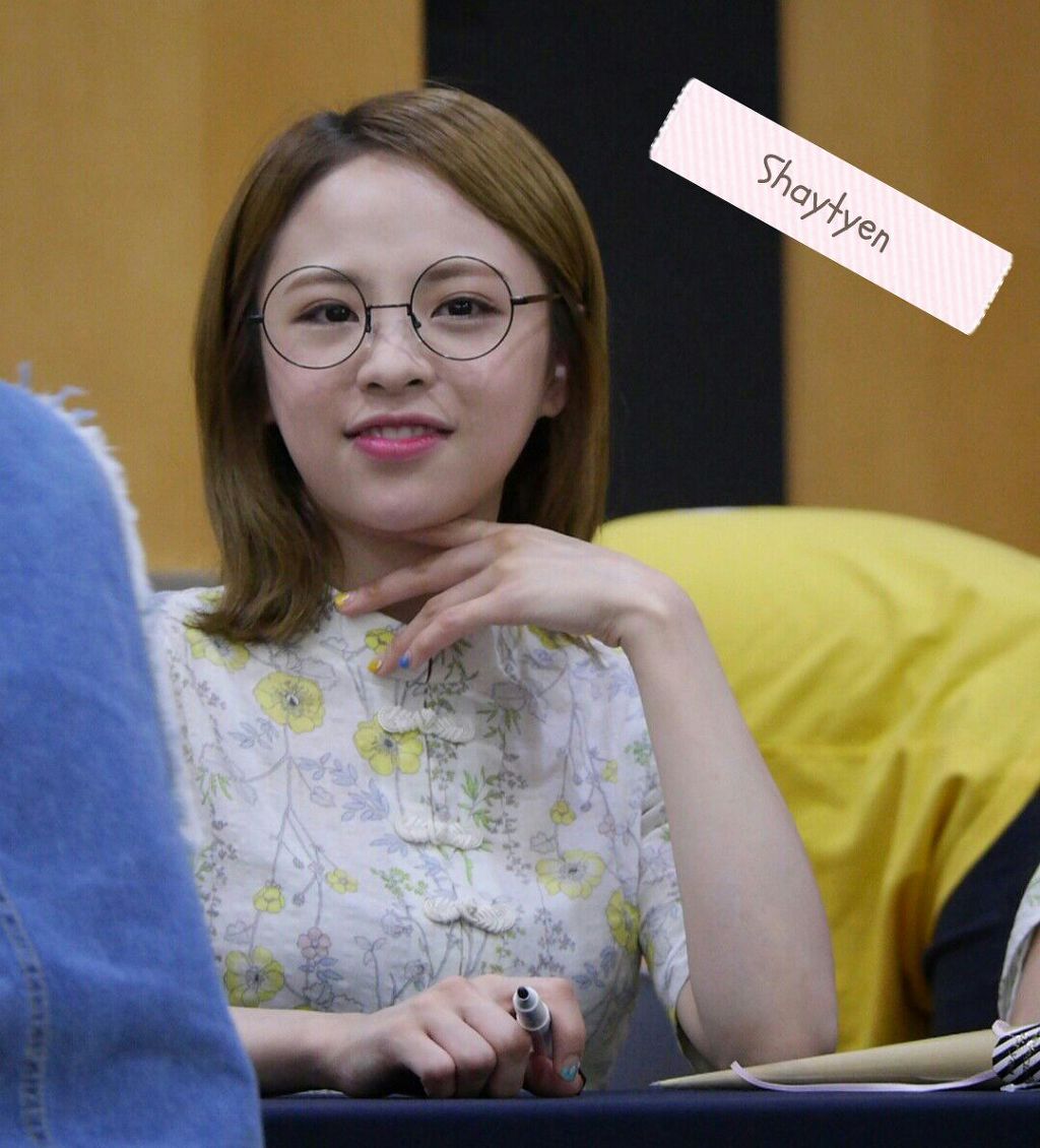 오늘 생일을 맞이한 걸그룹 오마이걸 신혜진.JPG | 인스티즈