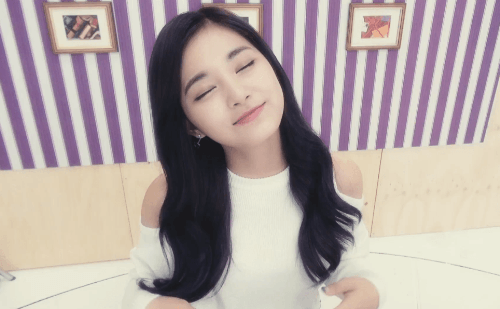 얼굴로 말하는 쯔위.gif | 인스티즈