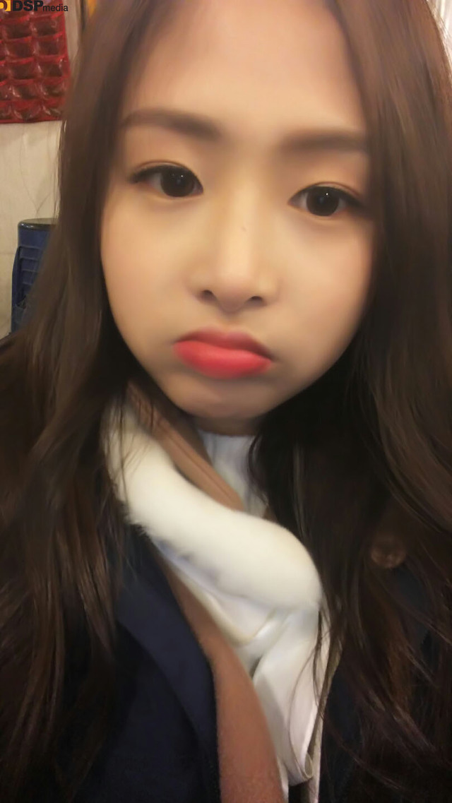 어느 멤버의 18살 vs 19~20살 비교 (에이프릴) | 인스티즈