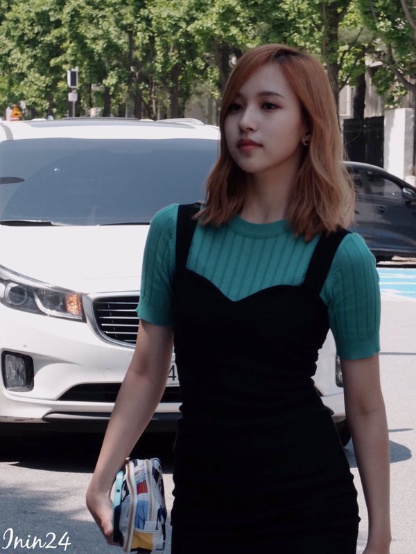 160520 뮤직뱅크 출근길 트와이스 미나 | 인스티즈