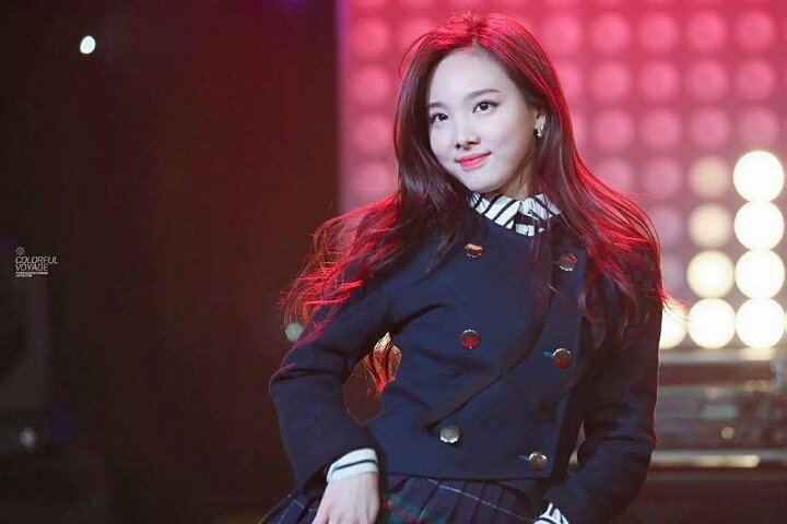 트와이스 두부 꾹꾹이 아기맹수 | 인스티즈