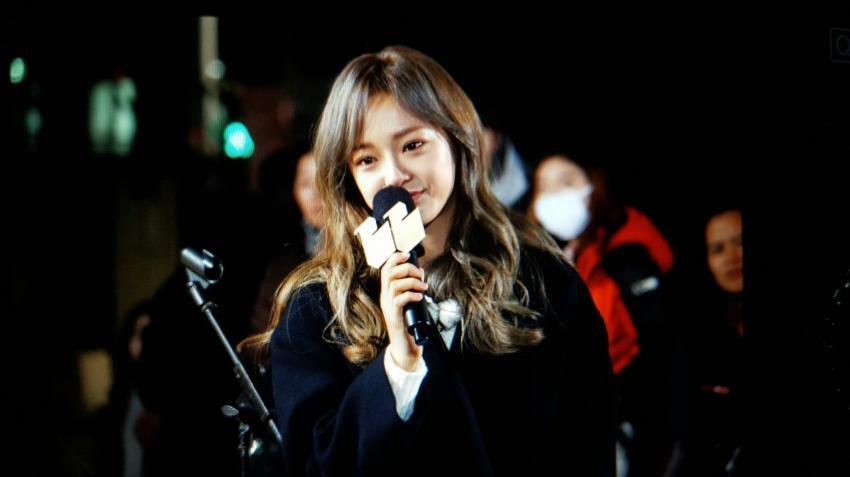데뷔 후 처음으로 염색한 김세정 ㄷㄷㄷㄷ.JPG | 인스티즈
