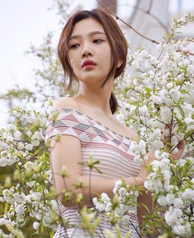 8명의 여자연예인 같은옷 다른느낌 | 인스티즈