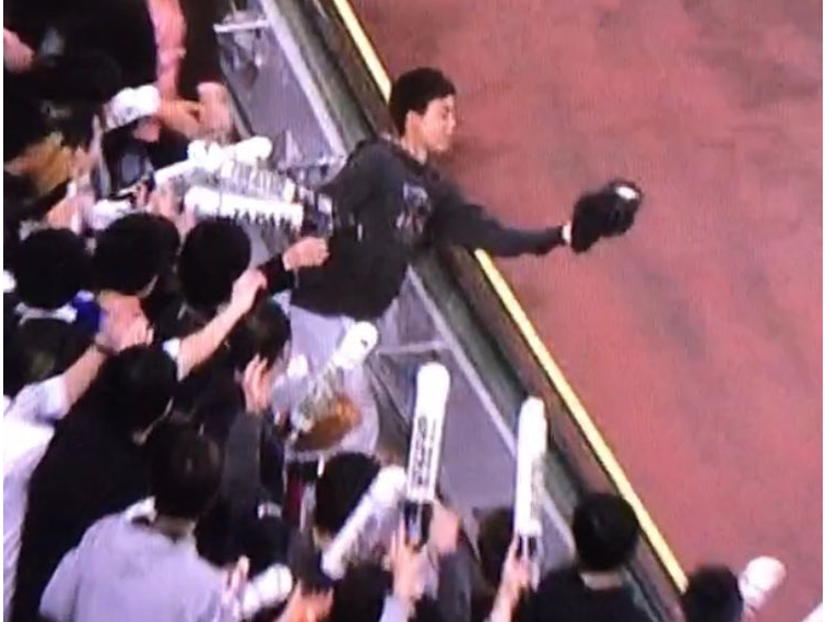 도쿄돔에서 벌어진 사건.jpg | 인스티즈