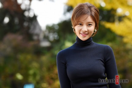 [셀럽토크] 황정음 "연기대상? 말만으로도 행복하지만 기대 안 해요" | 인스티즈