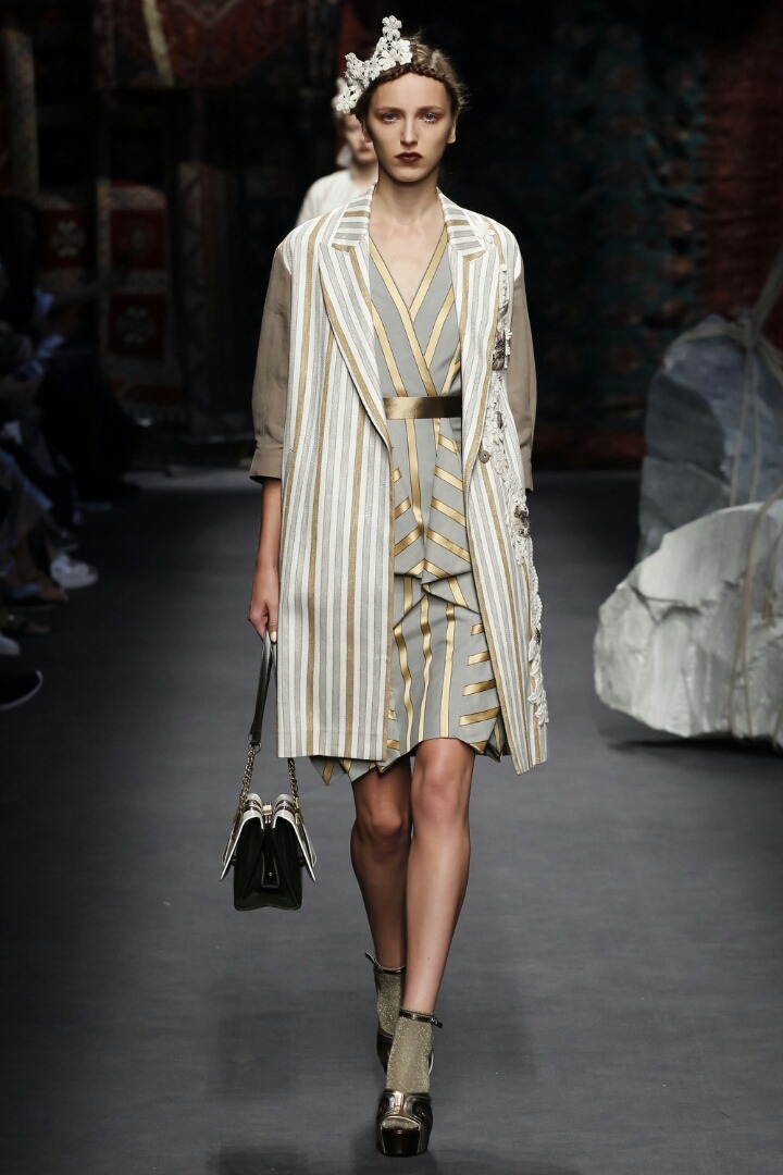 Aquilano. Rimondi 아퀼라느 리몬디 2016 s/s RTW 컬렉션 | 인스티즈