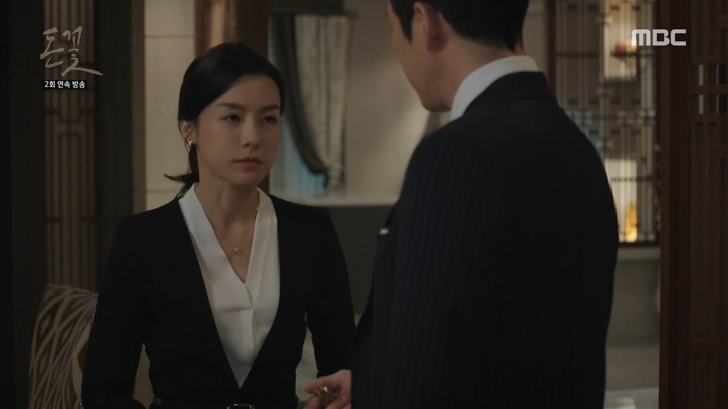 [돈꽃] 자기 쓰려는 갑하고 밀당하다가 무릎까지 꿇게 만든 슈퍼 을.jpg | 인스티즈