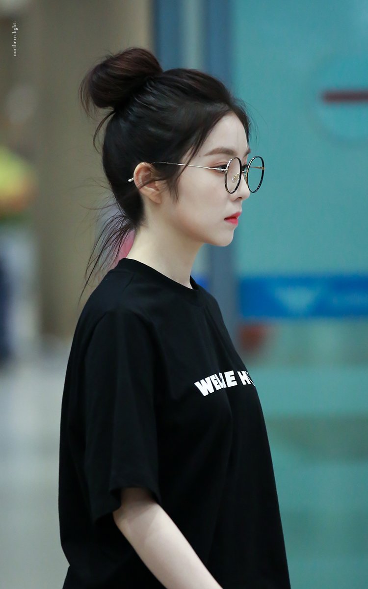 안경이 잘 어울리는 아이린.jpg | 인스티즈