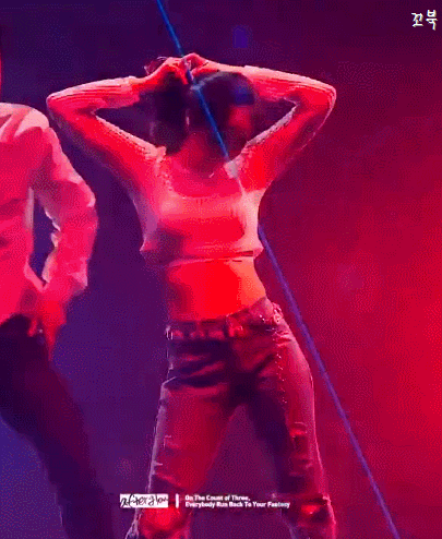 춤추다가 묶은 머리 풀어버리는 여자친구 신비.gif | 인스티즈