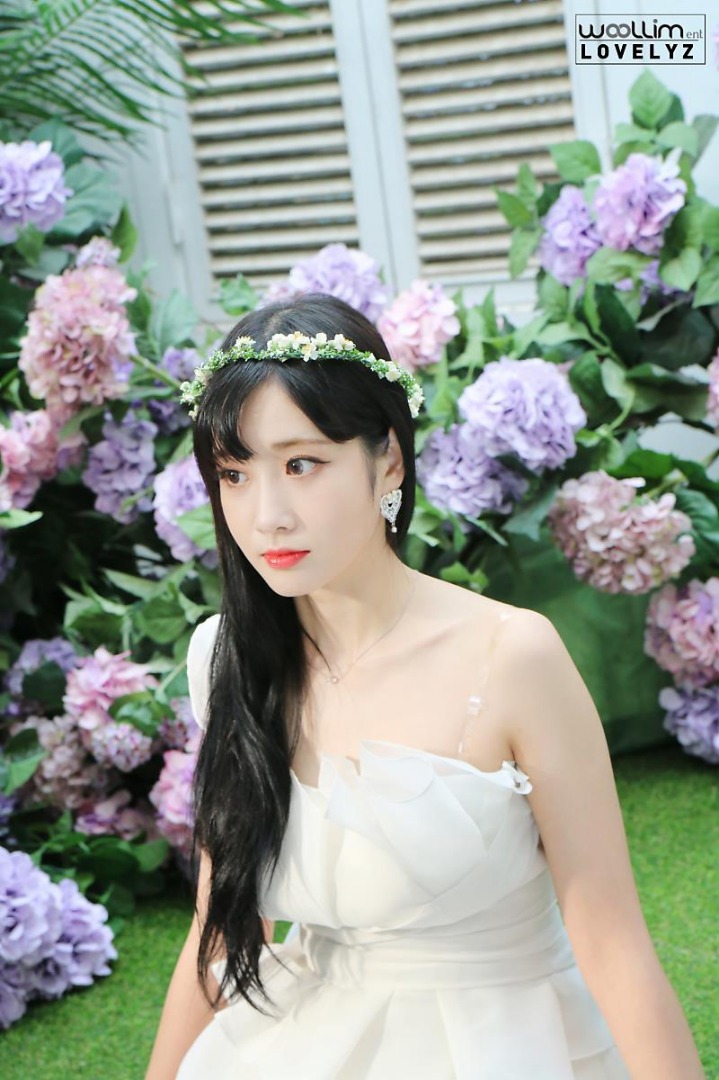 [러블리즈] 무민 안경닦이를 선물받아서 지애누나 | 인스티즈