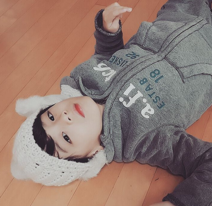 뷔 느낌나는 아빠어디가 찬호 근황 | 인스티즈