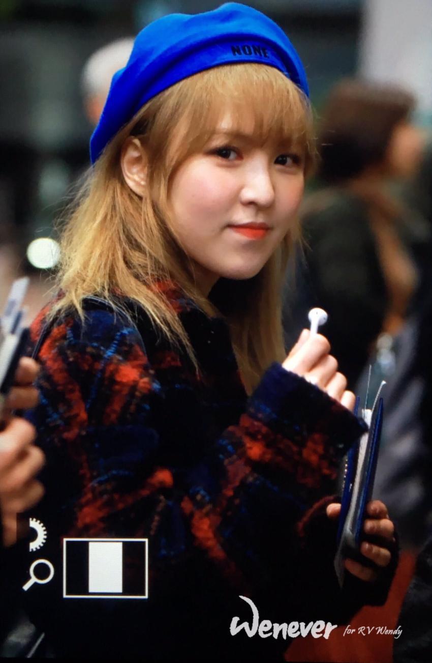 오전에 따숩게 옷 챙겨입고 출국한 레드벨벳 공항 프리뷰 | 인스티즈