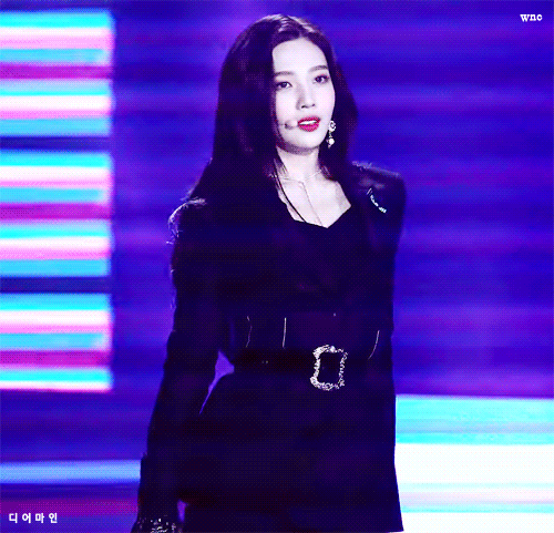 분위기 넘치는 가요대전 레드벨벳 조이.jpgif | 인스티즈