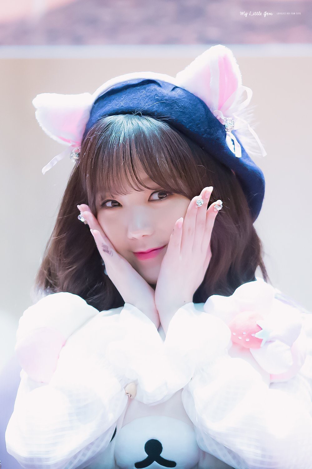 [러블리즈] 밥도 먹고 난로가에 앉으니 자연스레 졸음이 쏟아져서 케이 | 인스티즈