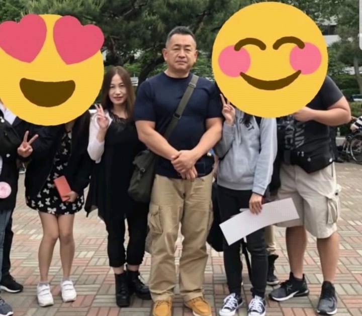 트와이스 콘서트 온 모모 부모님.jpg | 인스티즈