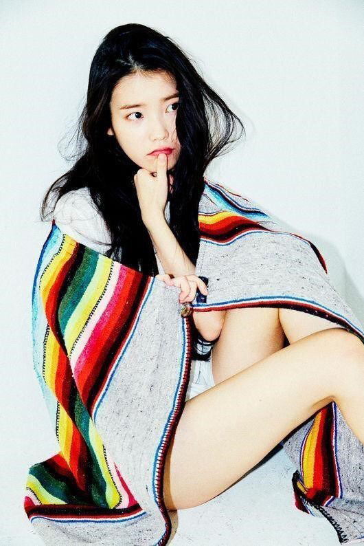 아이유 9주년 ㅊㅋ.jpgif | 인스티즈