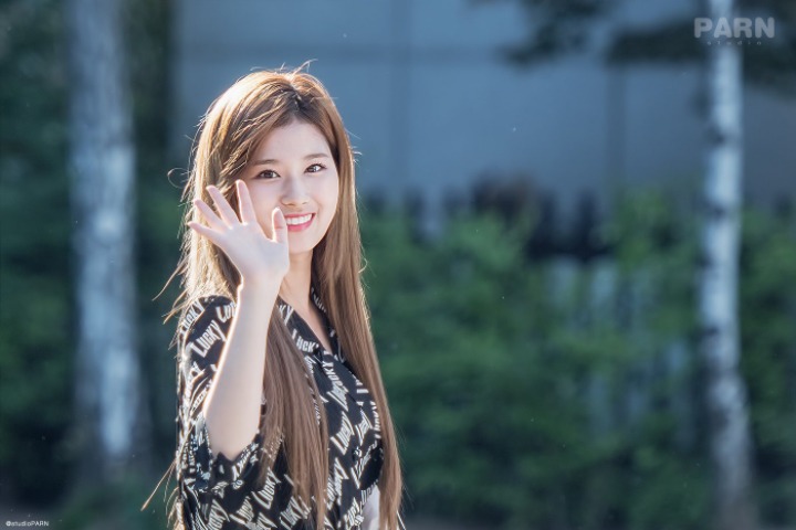 [twice] 출근길에 원피스입은 사나.jpg | 인스티즈