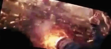 어벤져스 공식 트레일러에서 빠진 유출 장면.gif | 인스티즈