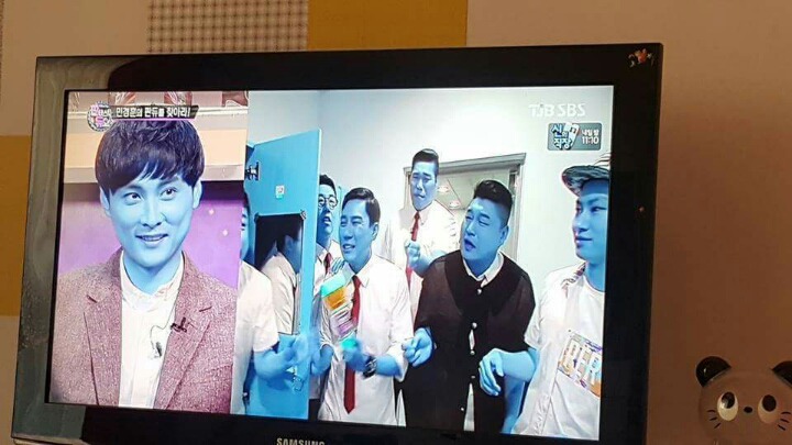 집 TV가 고장나서 다 스머프로 보임.jpg | 인스티즈