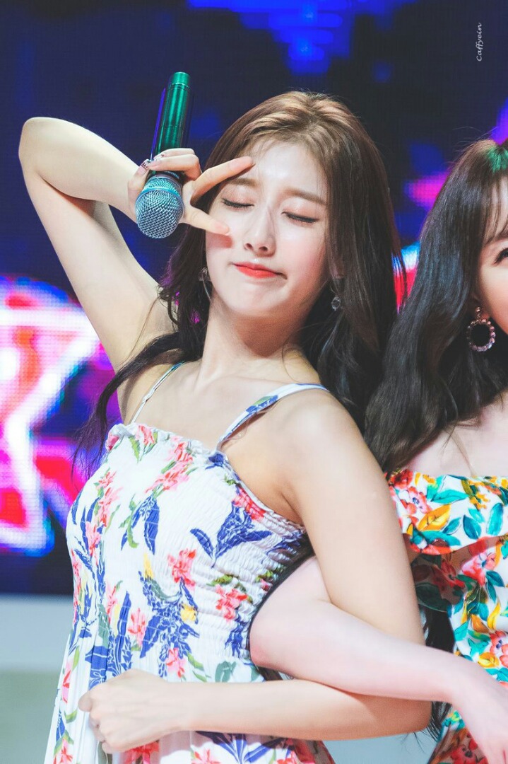 갈수록 예뻐지는 러블리즈 막내 정예인 | 인스티즈