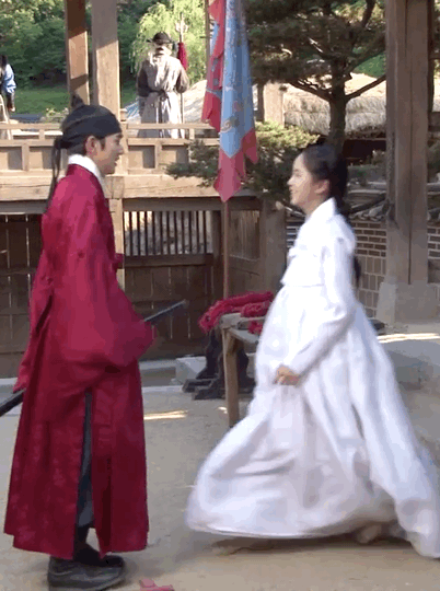애드립 한번에 몰이당하는 유승호 (군주 메이킹) | 인스티즈