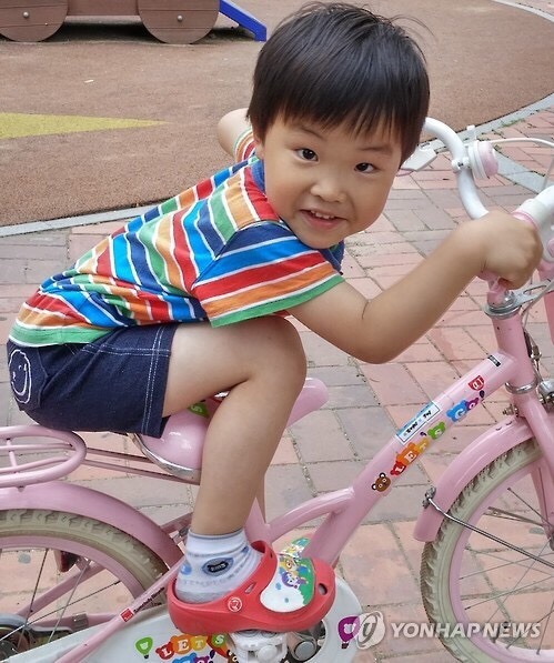친부에 의해 살해된 고준희양과 유사한 원영이사건 | 인스티즈