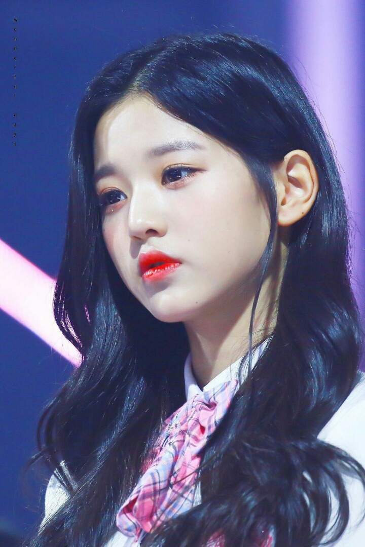 아이즈원 센터 장원영 | 인스티즈